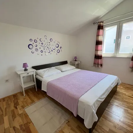 Apartmani Roje Sveti Filip I Jakov Exterior photo