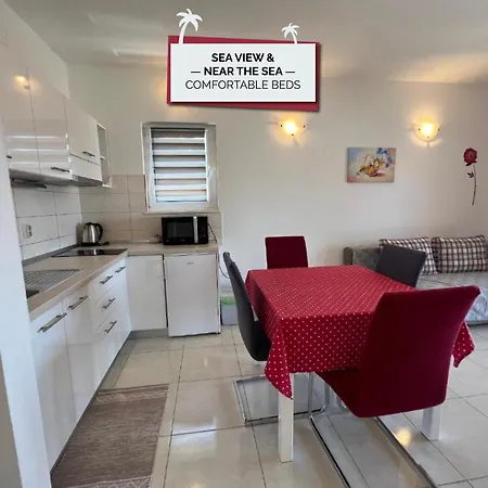Apartmani Roje Sveti Filip I Jakov Exterior photo
